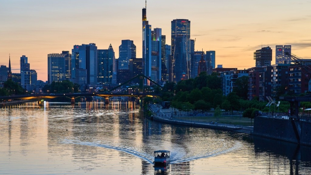 frankfourti germania – new