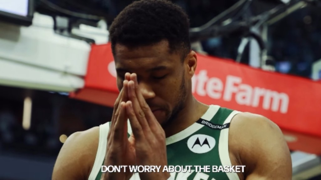 giannis-adetokounmpo