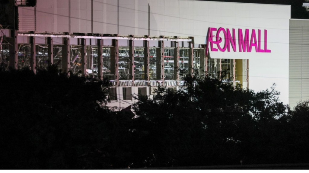 iaponia mall ekrixi 43- new