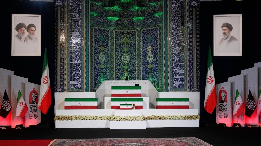 khamenei-kideia