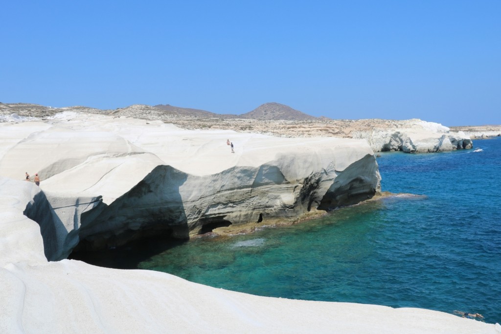 milos-sarakiniko-francois-fayet-unsplash