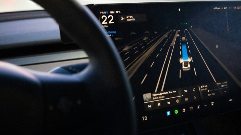 aftokinito_adaptive-cruise-control_0608_1920-1080_new