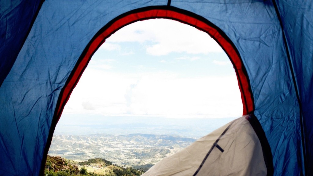 CAMPING