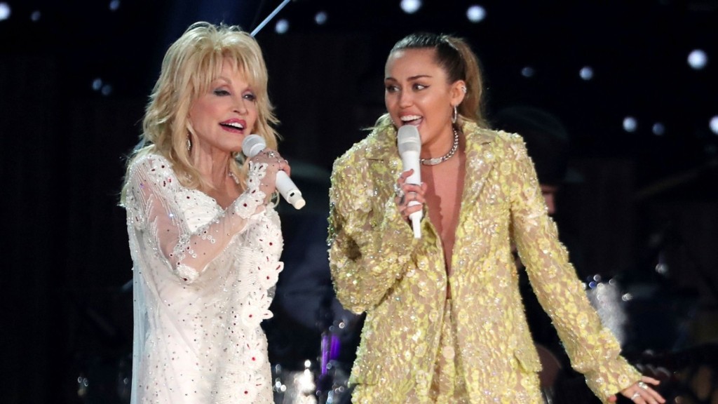 DollyParton_mileycyrus2
