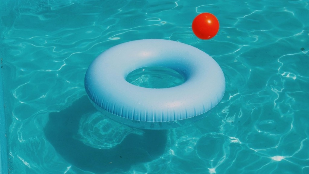 PISINA_POLL_UNSPLASH