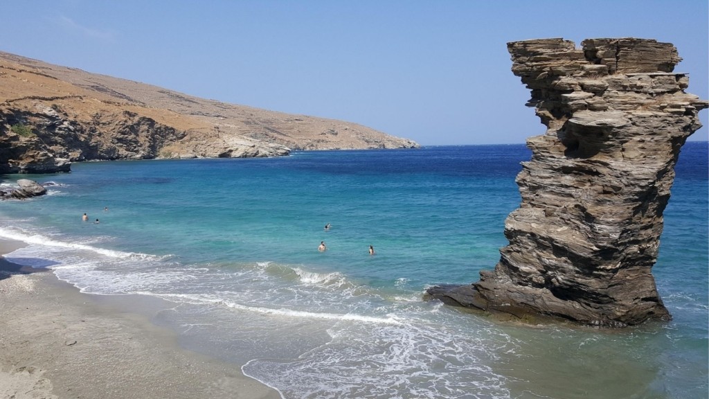andros_travel310826