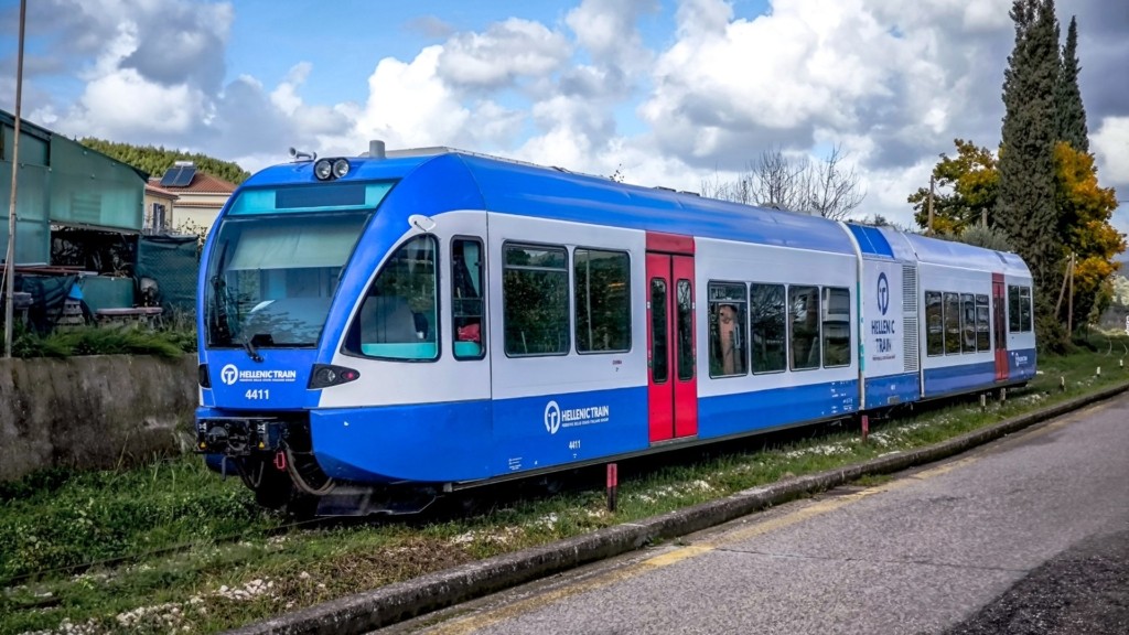 hellenic-train