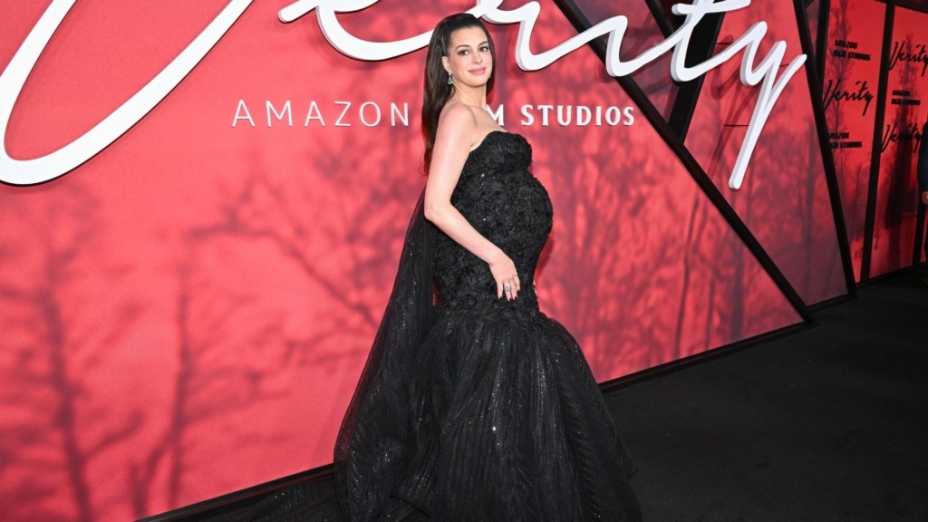 Anne-Hathaway-new