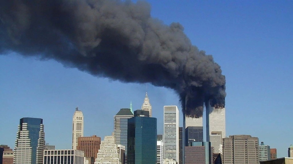 WTC_smoking_on_9-11