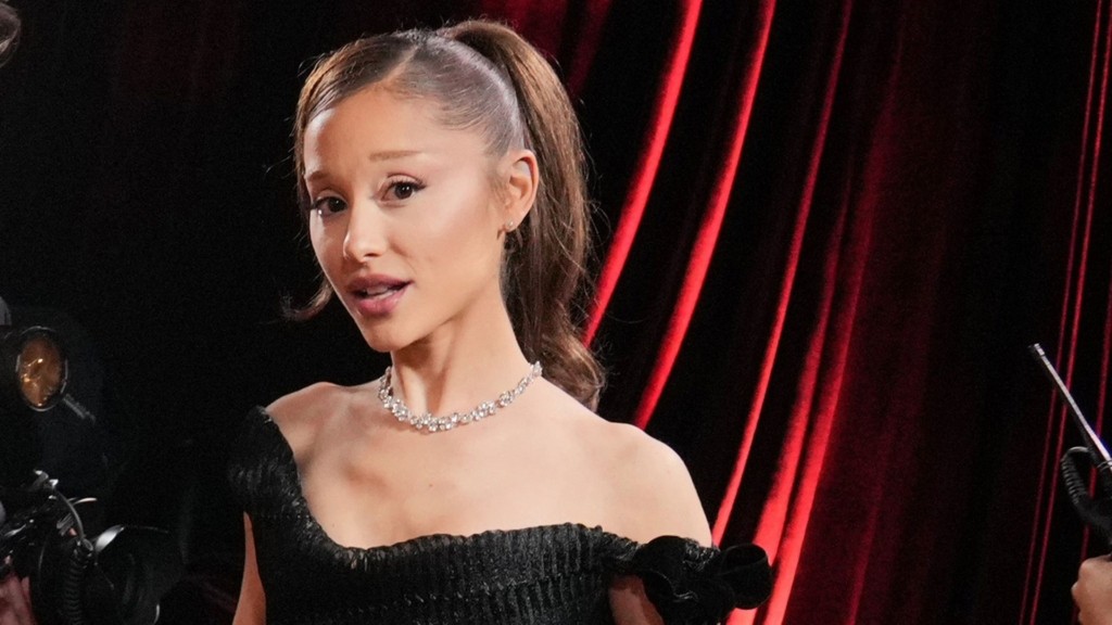 ariana-grande-new