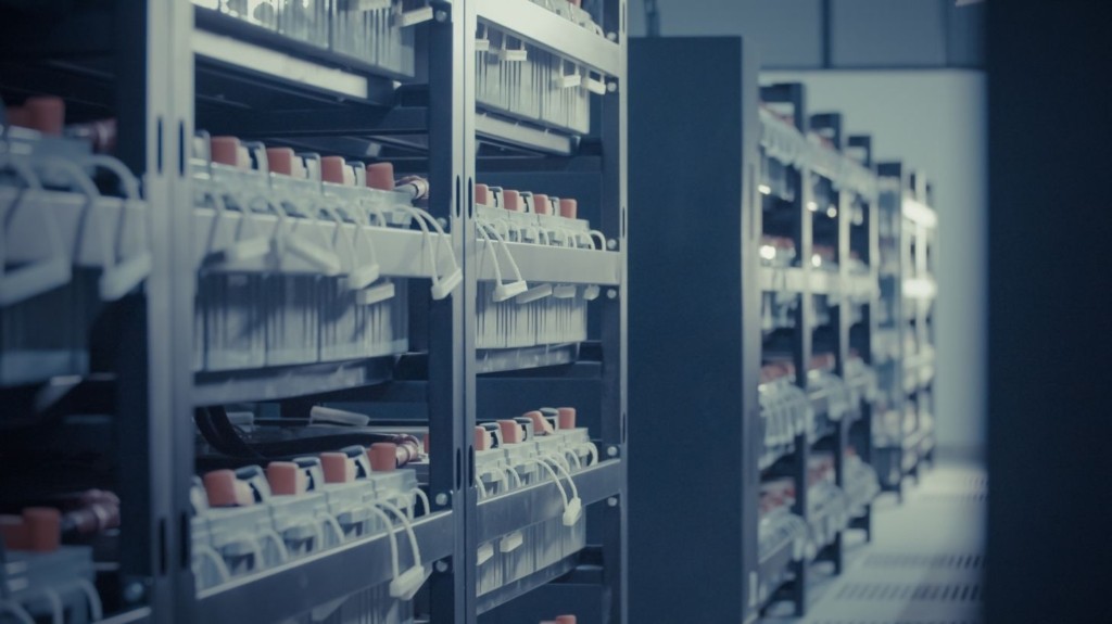 data-center-8234