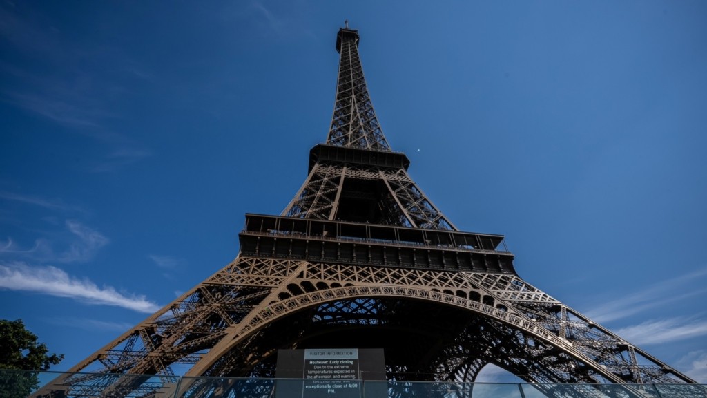 eiffel_tower