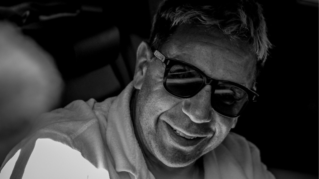 mazwnakis black