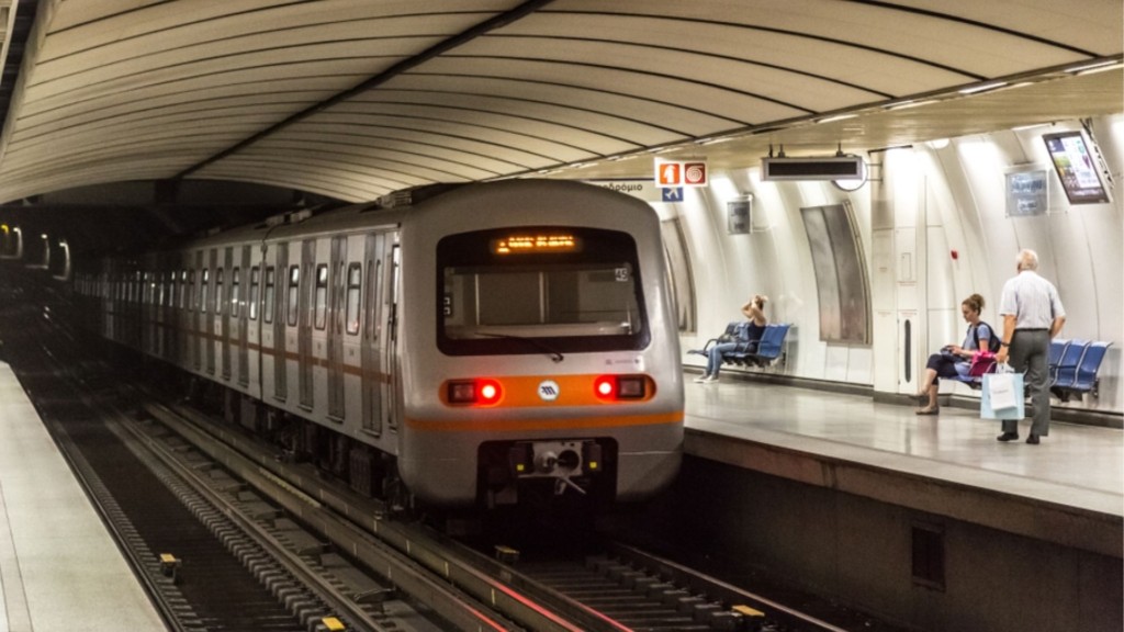 metro-syntagma-grammi-3