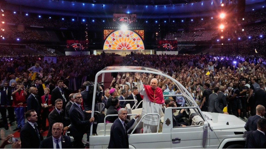 pope leon paris