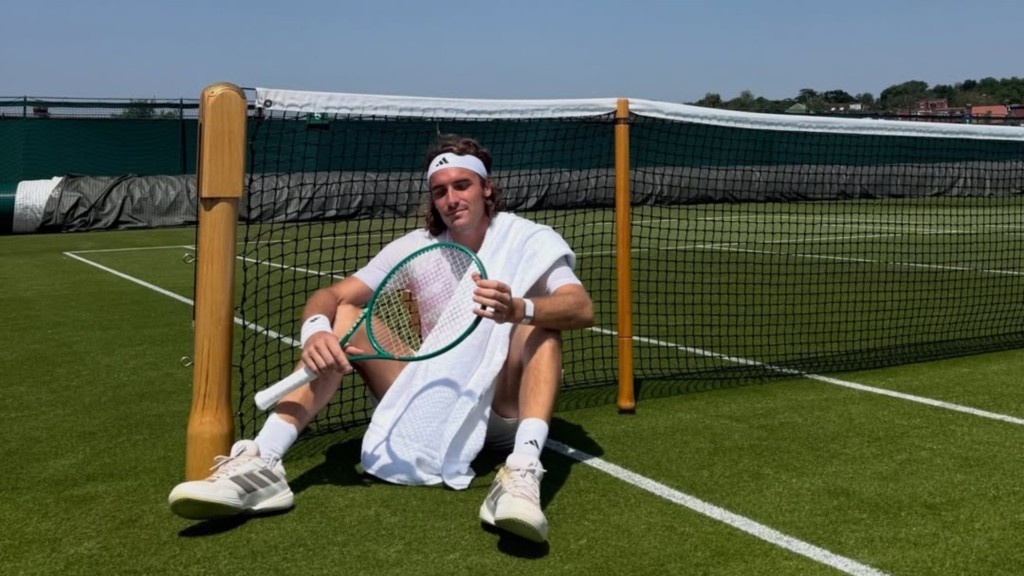 stefanos-tsitsipas