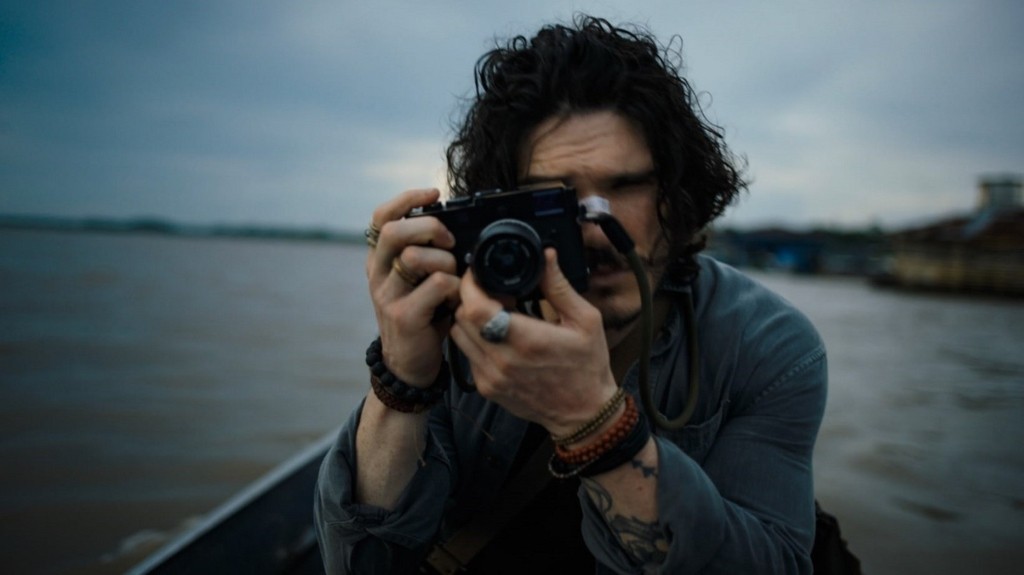 the-last-photograph_0109_1460-820_new