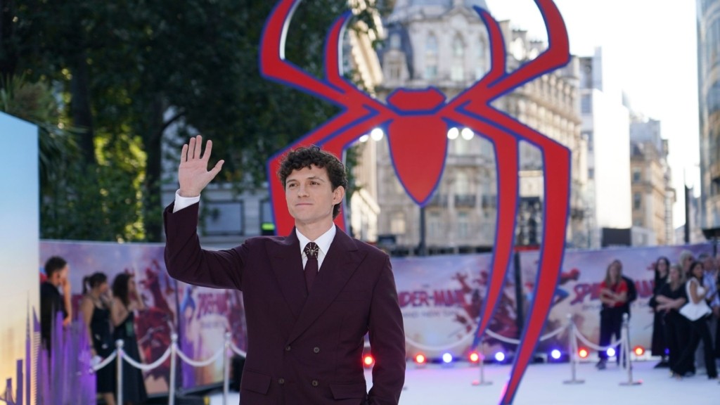 tom holland 55- new
