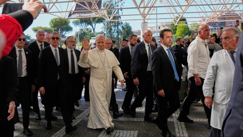pope leo hospital