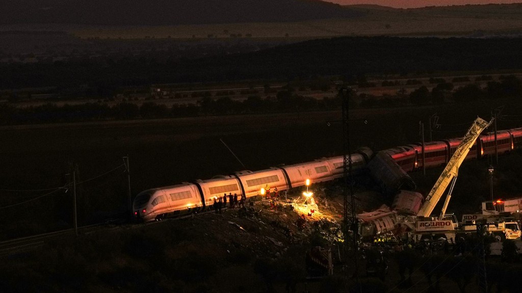 spain-train-123