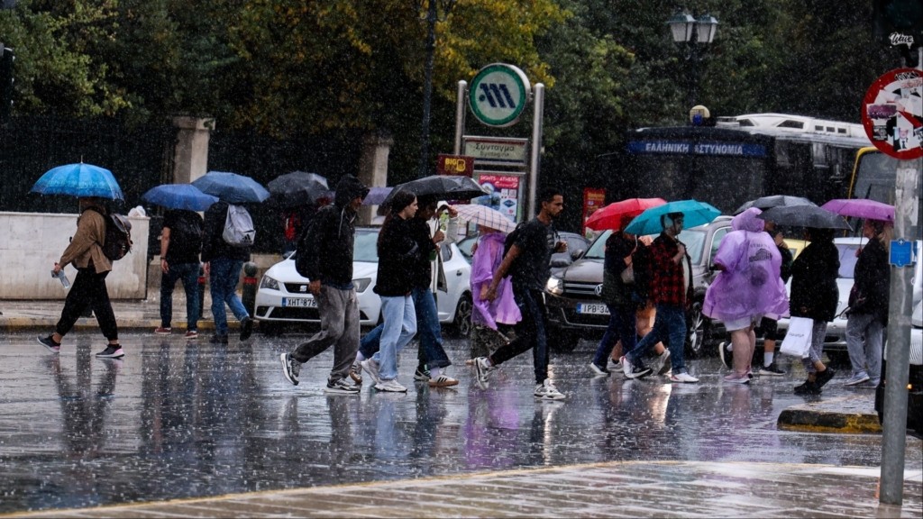 vroxi rain athens