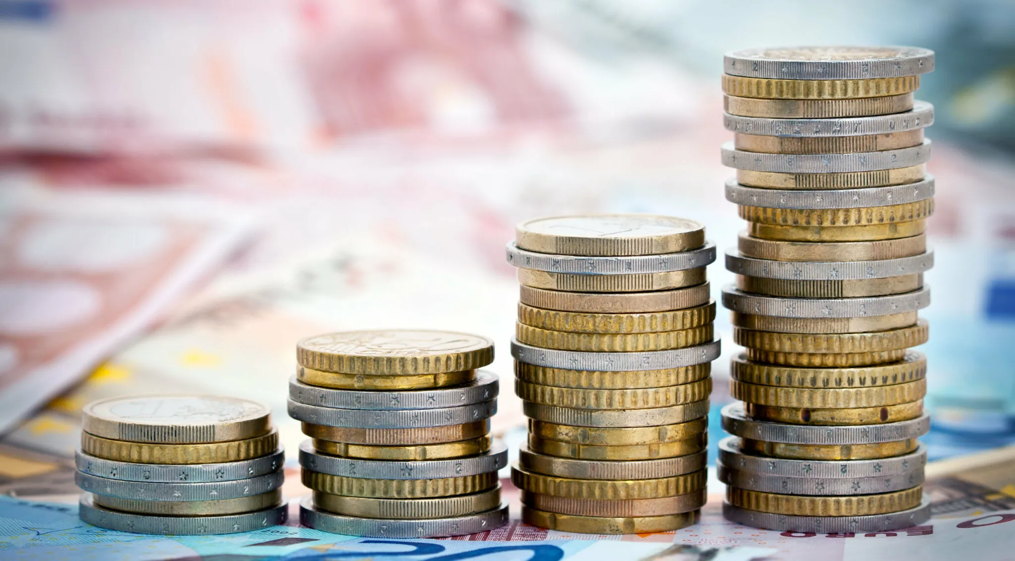 ΙΜΕ ΓΣΕΒΕΕ: Το κόστος στέγασης «τρέχει» πιο γρήγορα από τα εισοδήματα – Δεν αρκούν τα επιδόματα, τι προτείνει